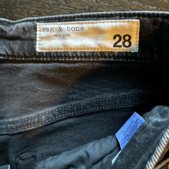 RAG & BONE WREN STUD STRETCH JEANS SIZE 28. Pristine condition. Never worn. - Picture 5 of 8